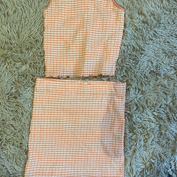 Aritzia jazz tank and matching skirt - Picture 4 of 4